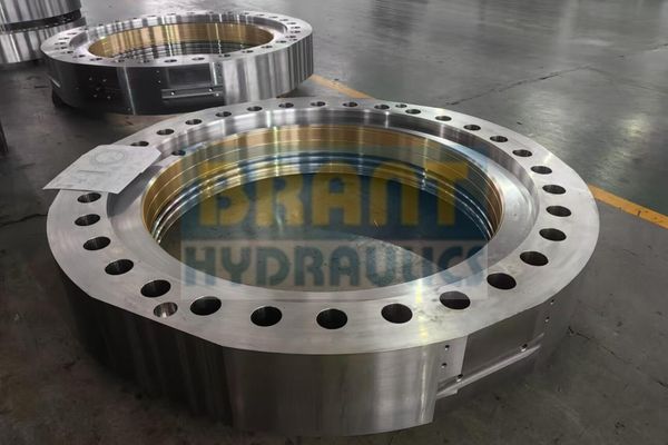 retainer for agc cylinder