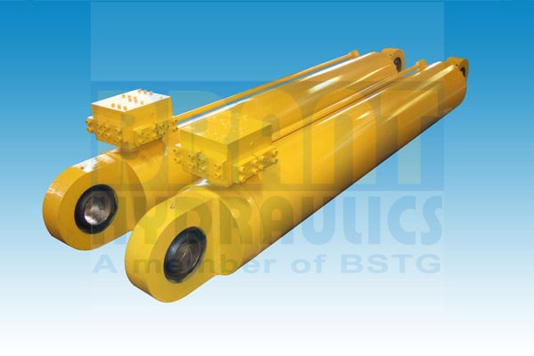 hydraulic cylinder for slag pot carrier