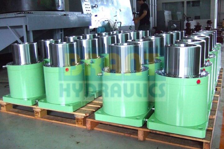 hydraulic cylinders for continuous casting machine