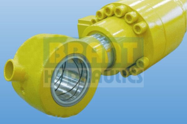 Cylinder for port machinery